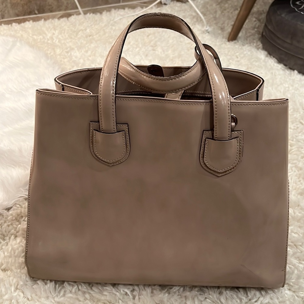 Asia Bellini Made In Italy Beige Handbag